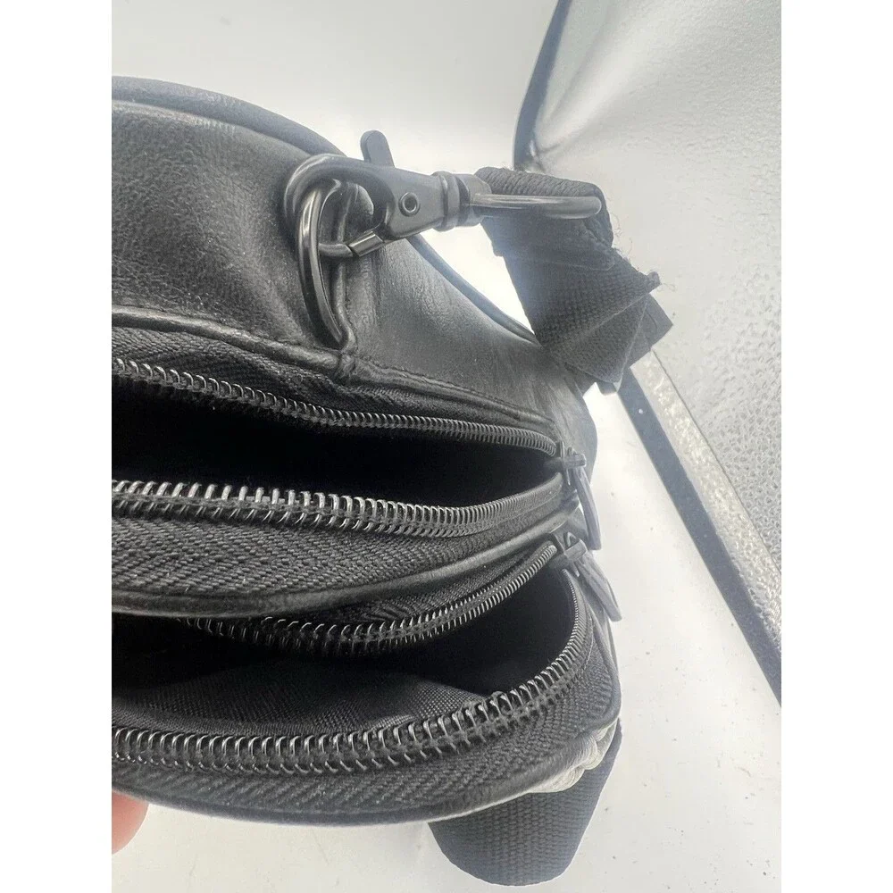 Case Logic Black Crossbody Camera Bag VTG Compact Travel Case Adjustable Strap